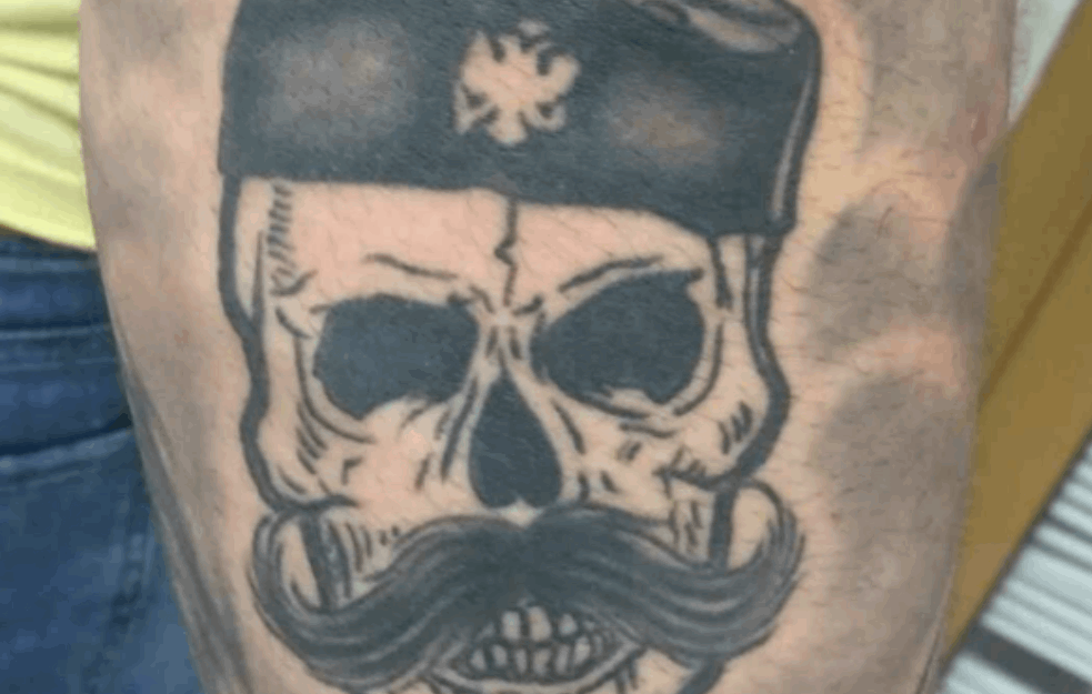 KOSTURSKA GLAVA SA ŠAJKAČOM OSVOJILA SRBIJU: Najpopularniju tetovažu na telu ima čak 200 Srba (FOTO)